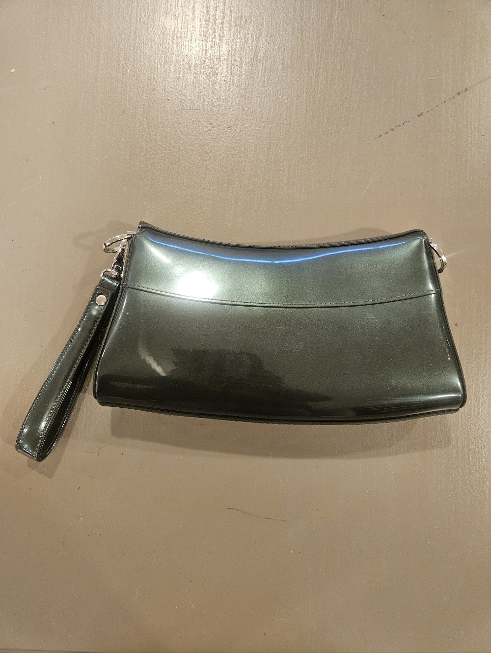 Beijo Crescent Lady Wristlet